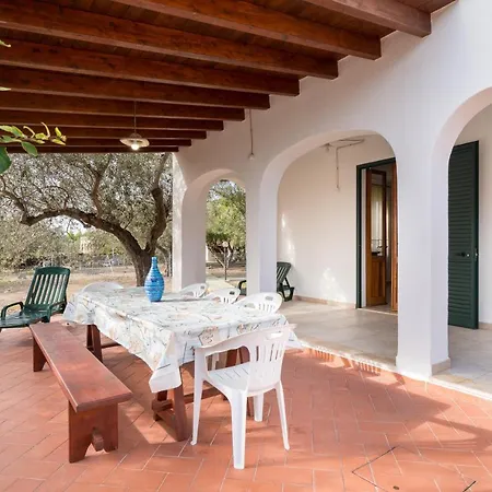 Francesco P Terra בית נופש אורוסיי